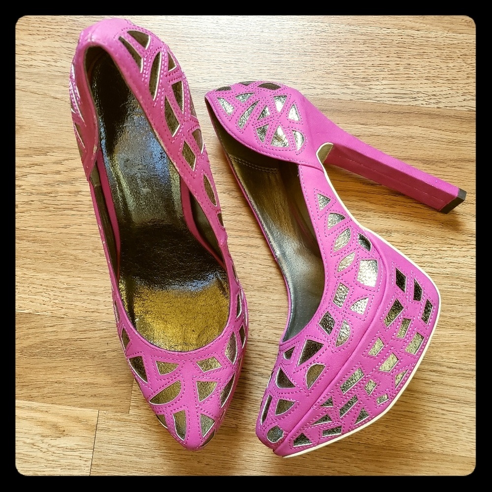 Michael Antonio Studio hot pink platform heels 8.5
